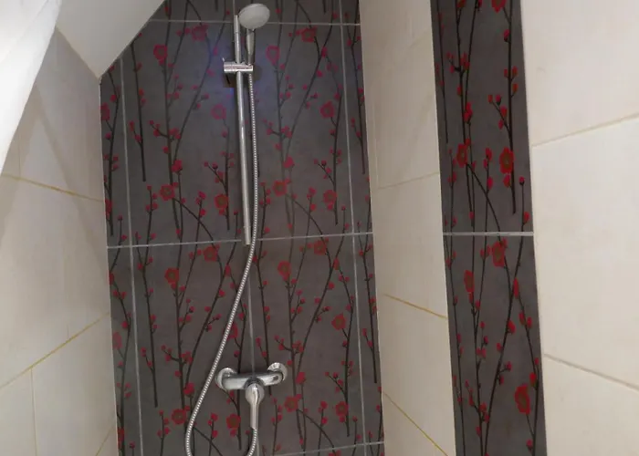 Meublee En Duplex Independante Privatunterkunft Caen